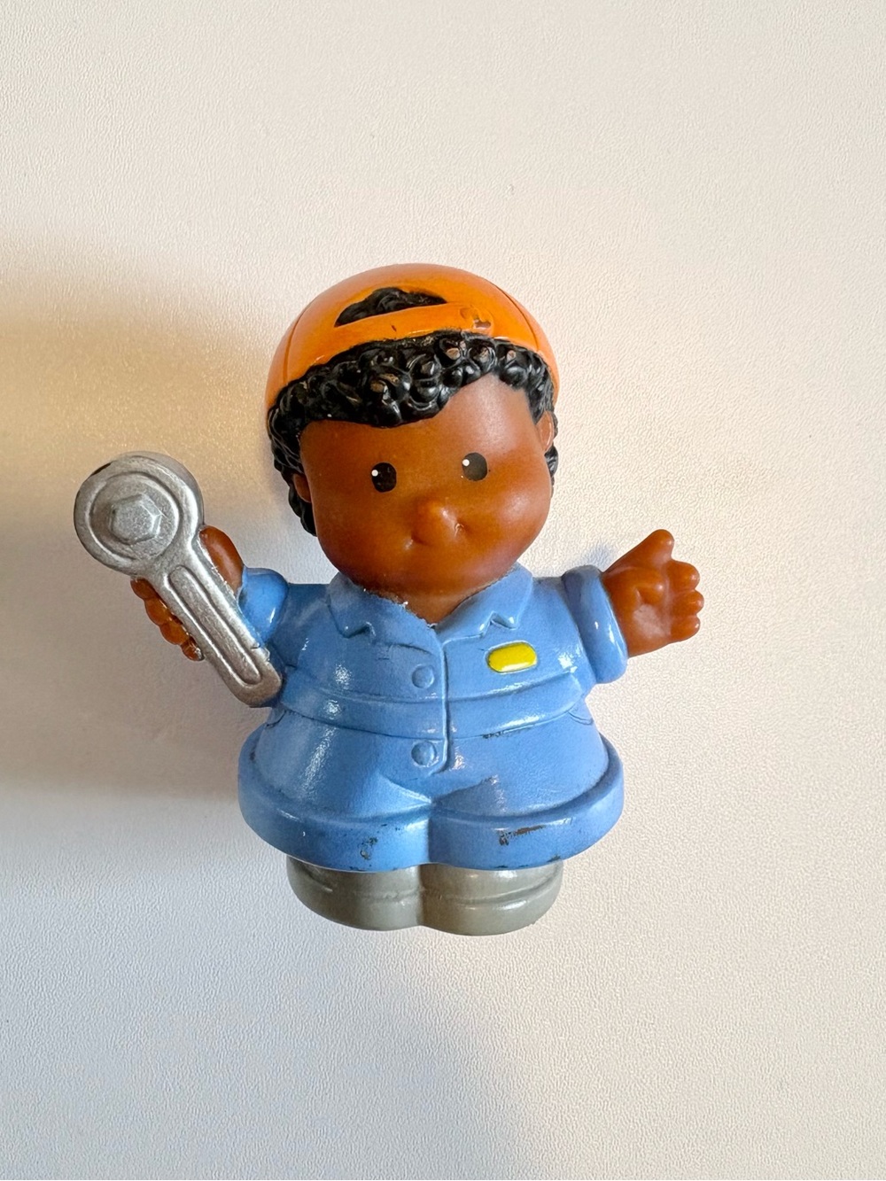⭐️ Fisher Price Little People Vintage Mechanic Figure (2002)